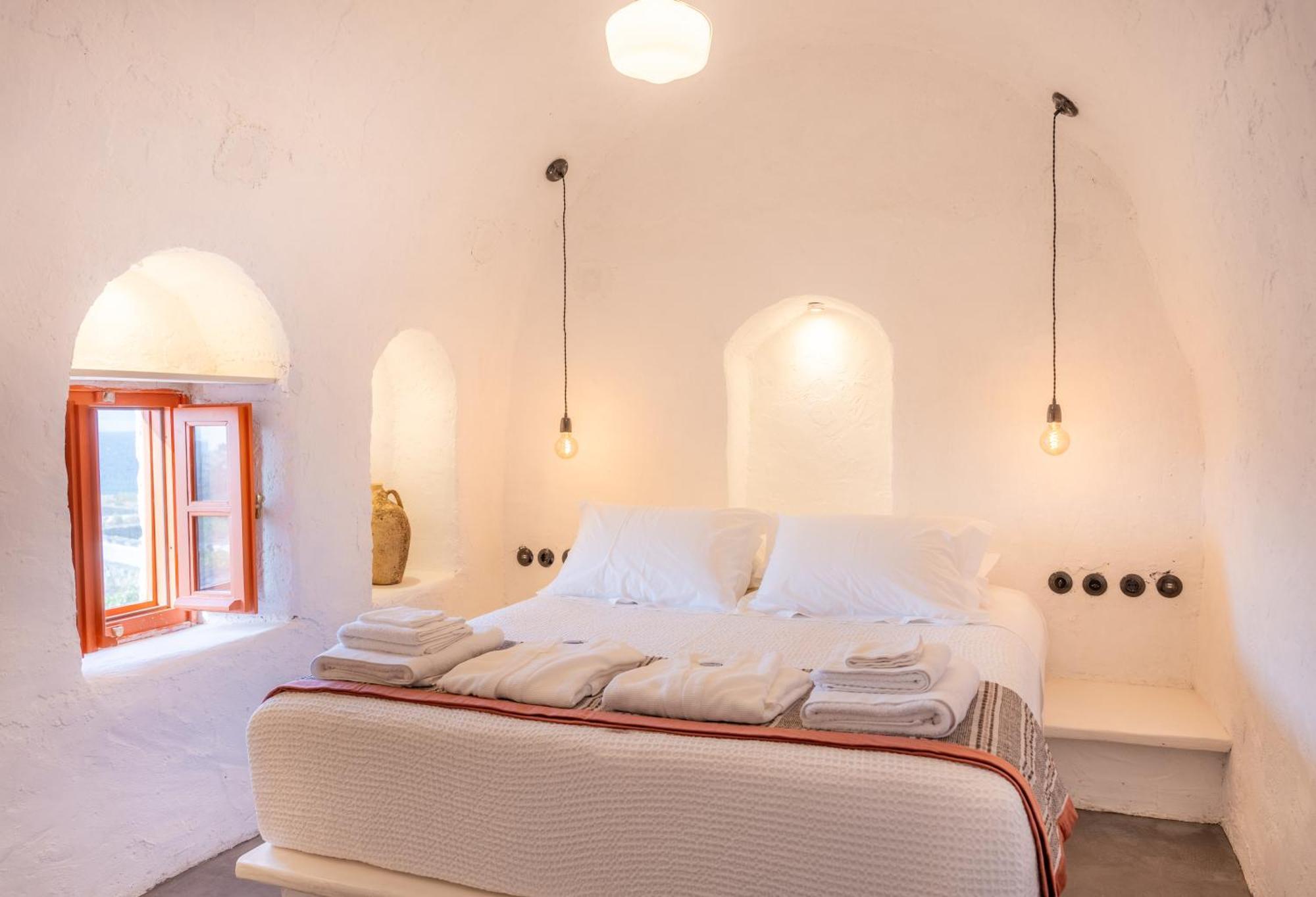 Santa Irini Retreat Hotell Therasia Eksteriør bilde